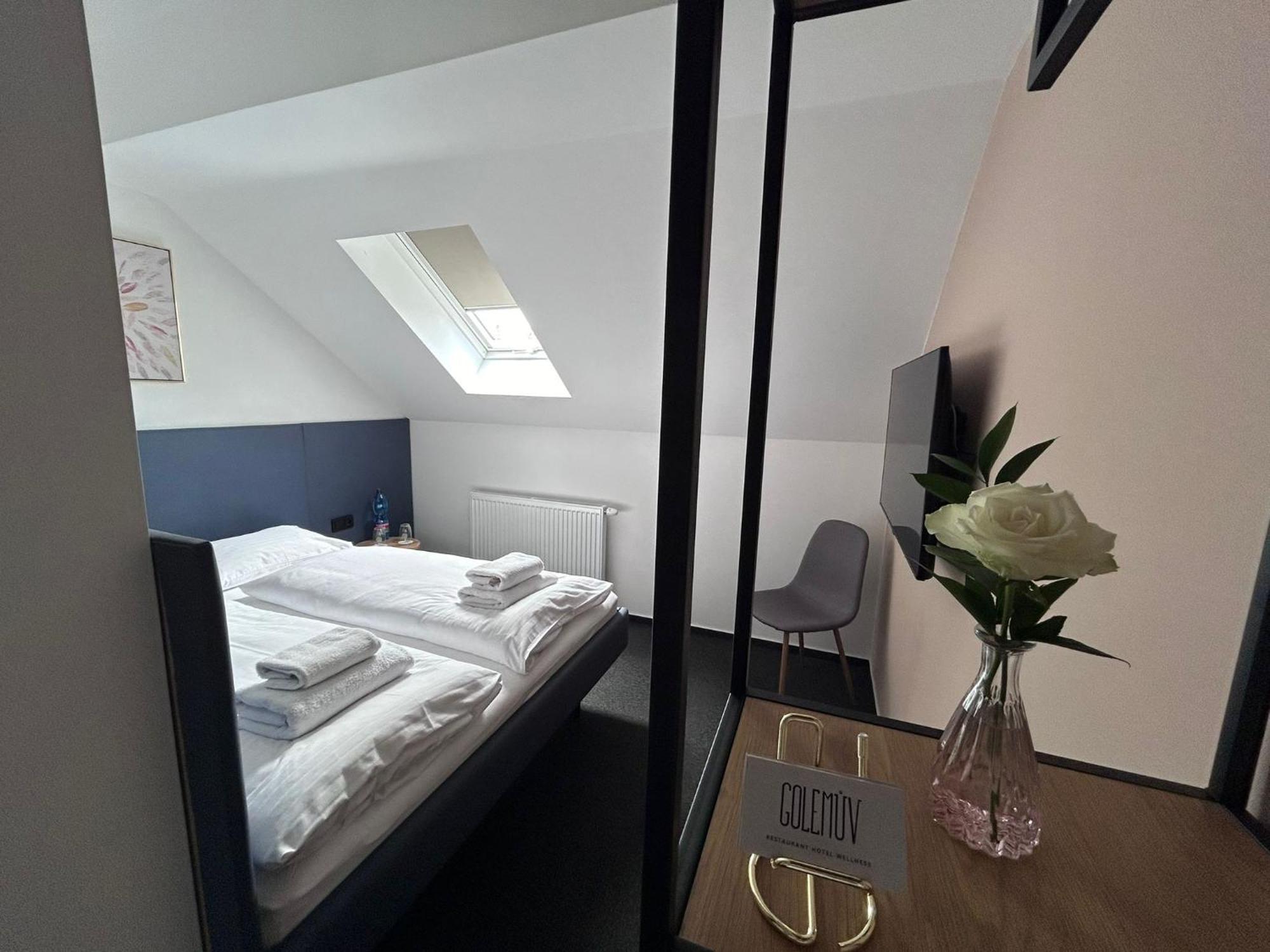 Golden Golem Hotel & Spa Πράγα Εξωτερικό φωτογραφία