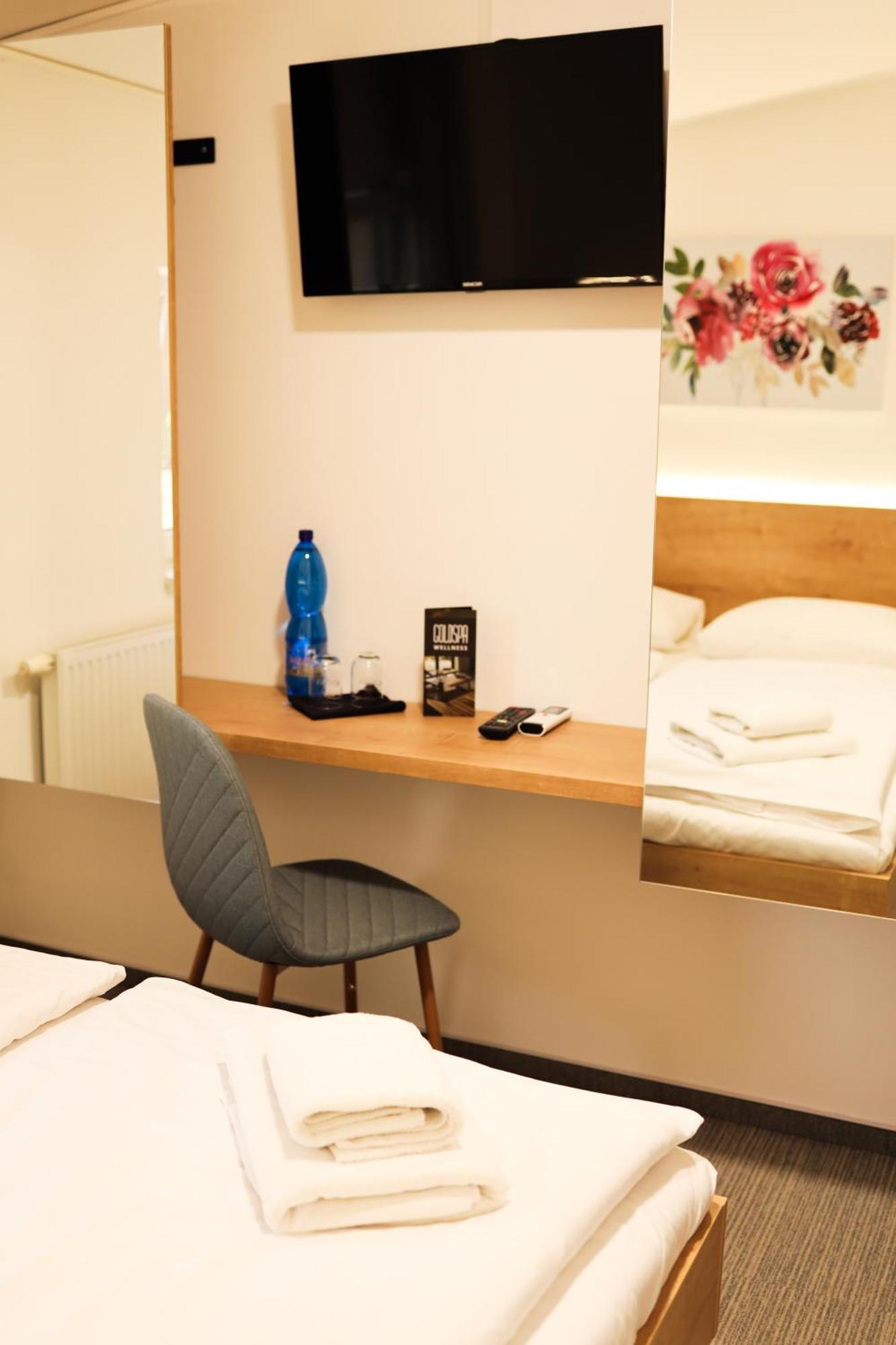 Golden Golem Hotel & Spa Πράγα Εξωτερικό φωτογραφία