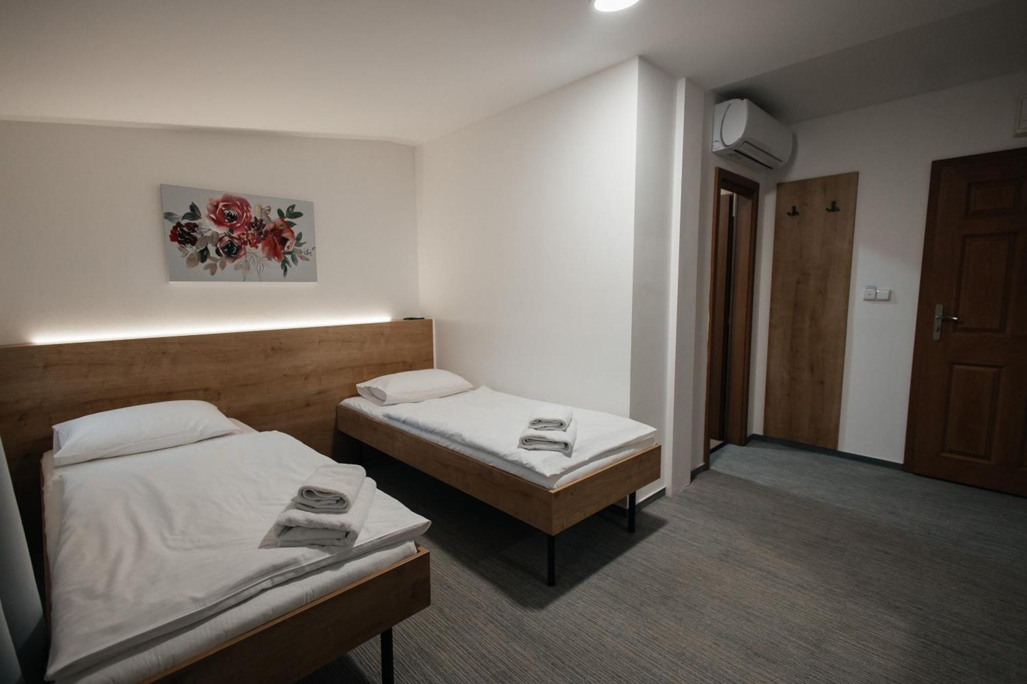 Golden Golem Hotel & Spa Πράγα Εξωτερικό φωτογραφία