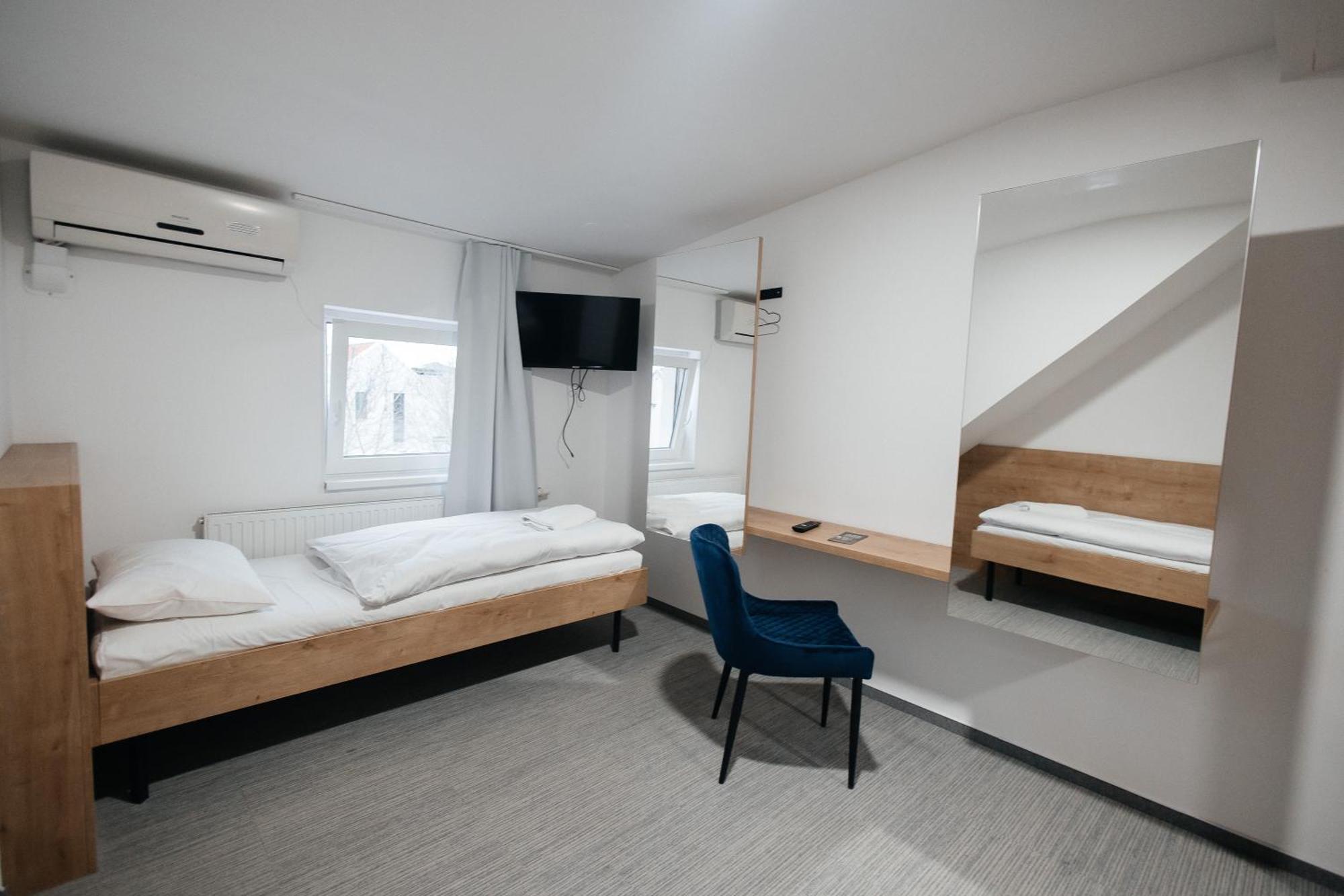 Golden Golem Hotel & Spa Πράγα Εξωτερικό φωτογραφία