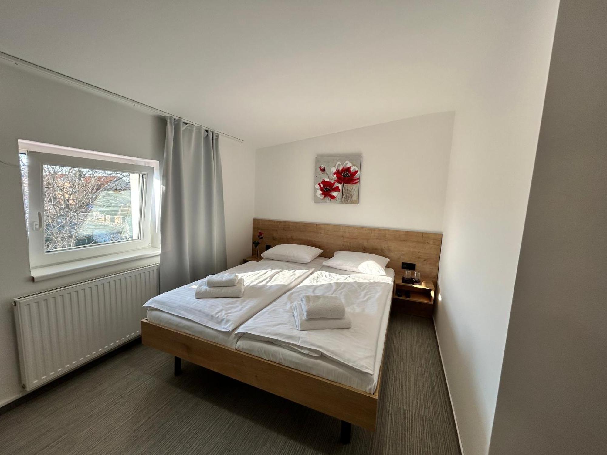 Golden Golem Hotel & Spa Πράγα Εξωτερικό φωτογραφία